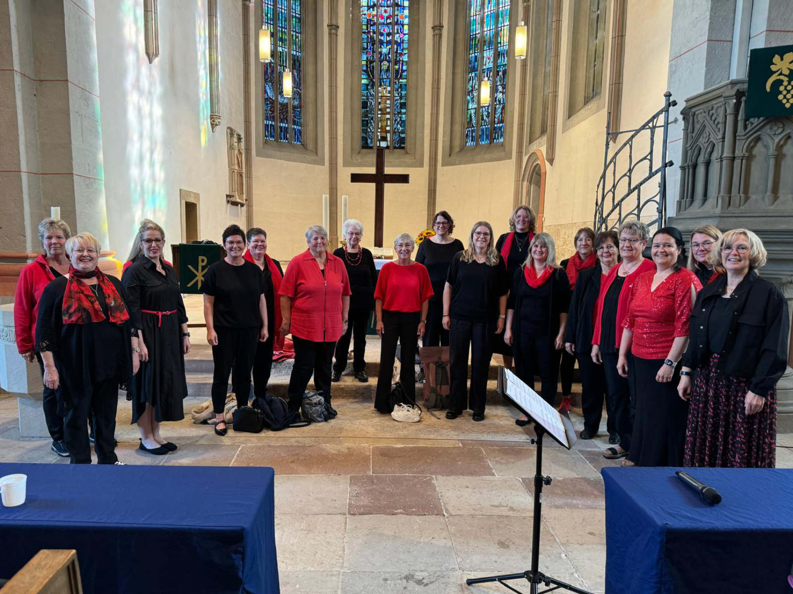 Die Sängerinnen von Pro Musica in der Stadtkirche Wolfhagen